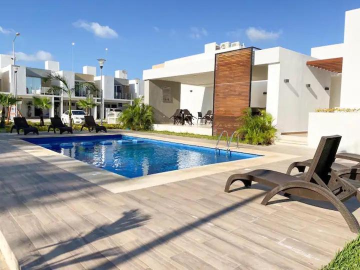 Elegante Y Preciosa Casa Con Excelente Ubicacion Villa แคนคูน ภายนอก รูปภาพ