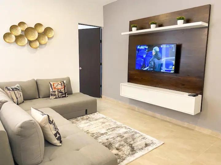 Elegante Y Preciosa Casa Con Excelente Ubicacion Villa แคนคูน ภายนอก รูปภาพ